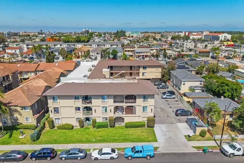 4240 Menlo Ave #19, San Diego, CA 92115