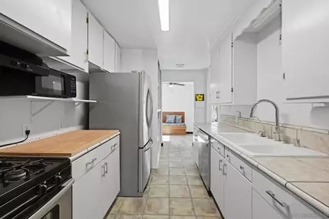 Kitchen - 551 Thorn St, Imperial Beach, CA 91932 photo 1 of 1