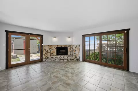 Living - 551 Thorn St, Imperial Beach, CA 91932 photo 5 of 5
