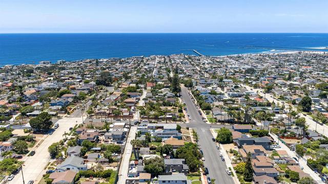 4375 Del Monte, San Diego, CA 92107