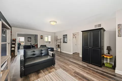 Living - 1500 S Citrus Ave, Escondido, CA 92027 photo 4 of 4