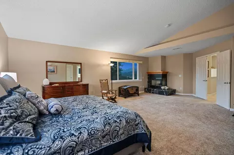 Bedroom - 16997 Sky Valley Dr, Ramona, CA 92065 photo 4 of 5
