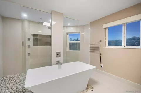 Bath - 16997 Sky Valley Dr, Ramona, CA 92065 photo 8 of 9