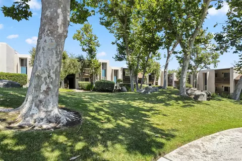 5350 Baltimore Dr UNIT 47, La Mesa, CA 91942 photo 2