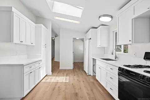 Kitchen - 2400 Alpine Blvd #108, Alpine, CA 91901 photo 1 of 4