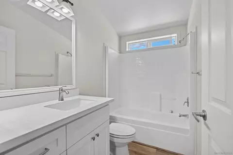 Bath - 2400 Alpine Blvd #108, Alpine, CA 91901 photo 3 of 5