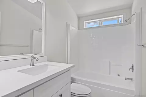 Bath - 2400 Alpine Blvd #108, Alpine, CA 91901 photo 2 of 5