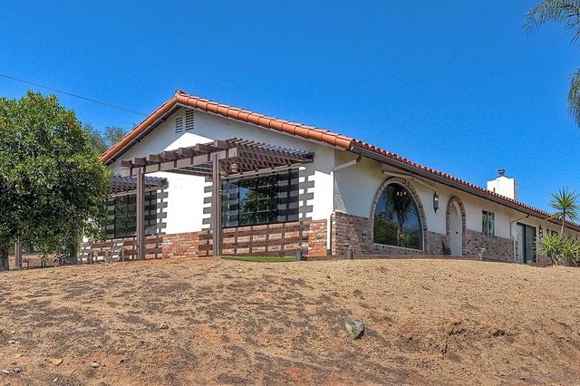 29573 Miller Rd, Valley Center, CA 92082