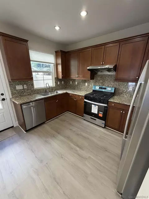 Kitchen - 882 Sunset Pl, Diamond Bar, CA 91765 photo 1 of 3