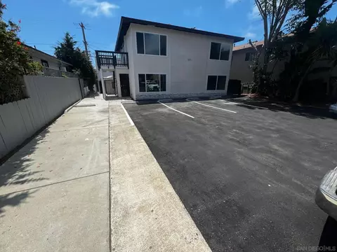 Exterior - 525 S Freeman St, Oceanside, CA 92054 photo 7 of 11