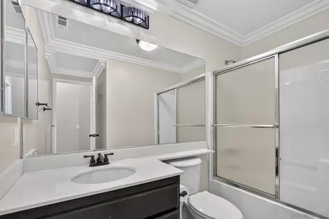 Bath - 27691 Sonora Cir, Temecula, CA 92591 photo 1 of 6