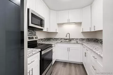 6516 Omega Dr, San Diego, CA 92139