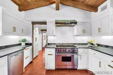 200 Palm Ave, Coronado, CA 92118 photo 8