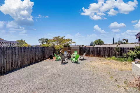 Exterior - 10654 Holborn Ct, Santee, CA 92071 photo 14 of 20