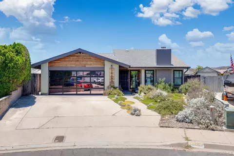 Exterior - 10654 Holborn Ct, Santee, CA 92071 photo 16 of 20