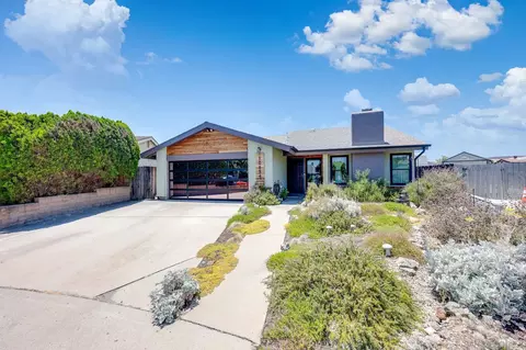 Exterior - 10654 Holborn Ct, Santee, CA 92071 photo 5 of 20