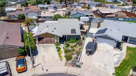 View/Area - 10654 Holborn Ct, Santee, CA 92071 photo 4 of 12