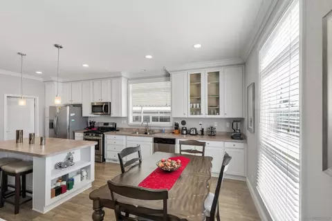 Kitchen - 14003 Jasmine Ave #193, Poway, CA 92064 photo 6 of 7