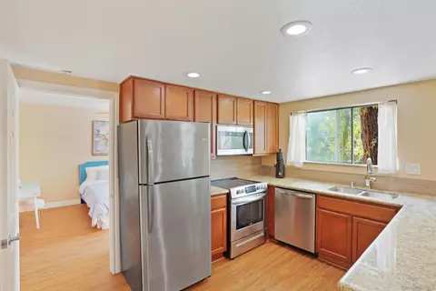Kitchen - 155 Rosebay #37, Encinitas, CA 92024 photo 4 of 5