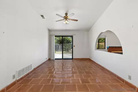 2922 Alamitos, Escondido, CA 92027 photo 9
