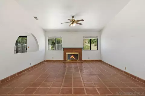 2922 Alamitos, Escondido, CA 92027 photo 5
