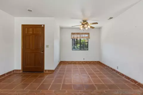 2922 Alamitos, Escondido, CA 92027 photo 7