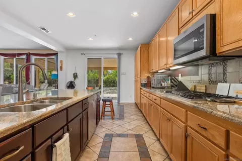 Kitchen - 16759 Open Vw, Ramona, CA 92065 photo 3 of 5