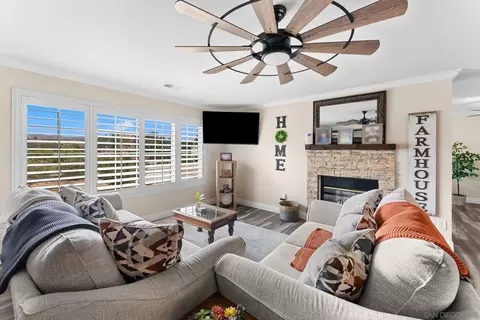 37200 Mesa Rd, Temecula, CA 92592 photo 8