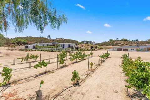 37200 Mesa Rd, Temecula, CA 92592 photo 66