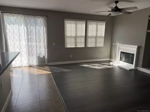Living - 293 Reef Point Way UNIT 5, Oceanside, CA 92058 photo 5 of 5