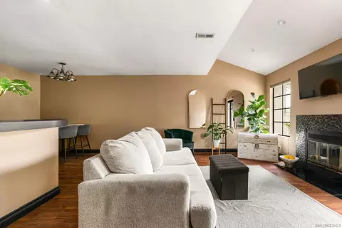 4250 Porte De Palmas #55, San Diego, CA 92122
