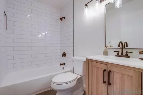 Bath - 1874 Forestdale, Encinitas, CA 92024 photo 1 of 5