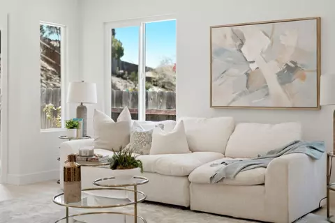Living - 4325 Via Tercero, Oceanside, CA 92056 photo 3 of 3