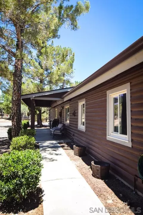 40522 Eady Ln, Boulevard, CA 91905 photo 4