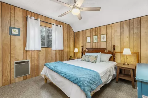 Bedroom - 52275 Sylvan Way, Idyllwild, CA 92549 photo 3 of 4