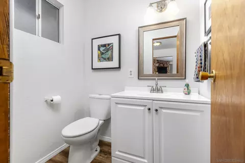 Bath - 52275 Sylvan Way, Idyllwild, CA 92549 photo 1 of 2
