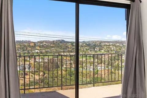 View/Area - 3165 Vista Mar, Carlsbad, CA 92009 photo 3 of 4
