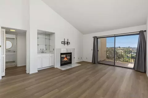 Living - 3165 Vista Mar, Carlsbad, CA 92009 photo 3 of 12