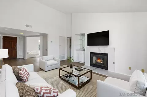 Living - 3165 Vista Mar, Carlsbad, CA 92009 photo 5 of 12
