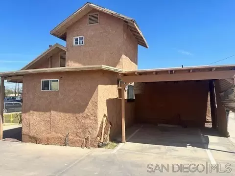 211 W Brighton Ave, El Centro, CA 92243 photo 4