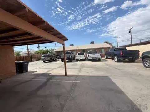211 W Brighton Ave, El Centro, CA 92243 photo 5