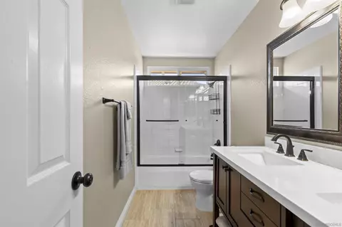 Bath - 45632 Corte Lobos, Temecula, CA 92592 photo 6 of 7