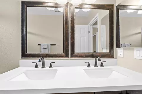 Bath - 45632 Corte Lobos, Temecula, CA 92592 photo 7 of 7