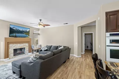 Living - 45632 Corte Lobos, Temecula, CA 92592 photo 3 of 3