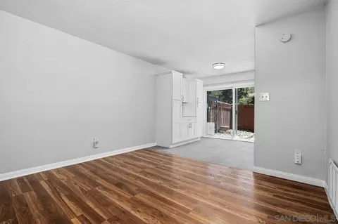 Living - 10628 Queen Jessica Ln, Santee, CA 92071 photo 5 of 6