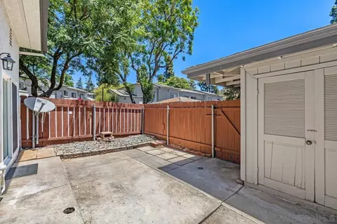 Exterior - 10628 Queen Jessica Ln, Santee, CA 92071 photo 7 of 8