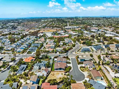 View/Area - 714 Piedras Oro Calle, Encinitas, CA 92024 photo 8 of 8