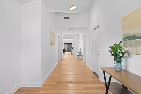 Entry Way - 714 Piedras Oro Calle, Encinitas, CA 92024 photo 1 of 3