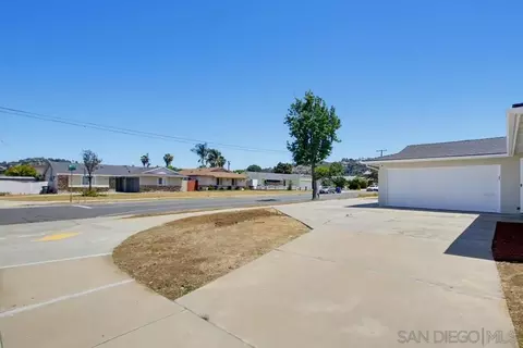 902 Taft Ave, El Cajon, CA 92020 photo 3