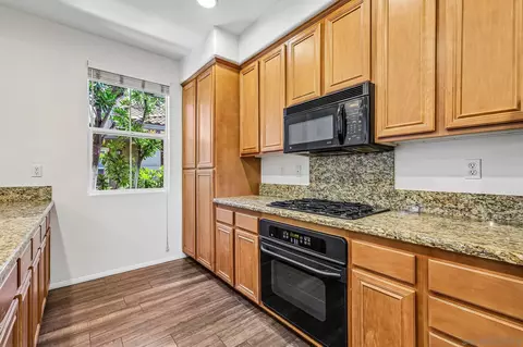 Kitchen - 152 Via Montisi, Santee, CA 92071 photo 2 of 5